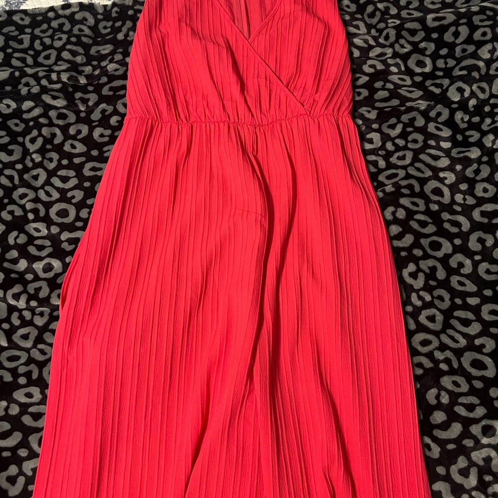 Elegant Red Sleeveless Dress